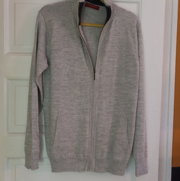 rare BABY ALPACA womens small - Main Image